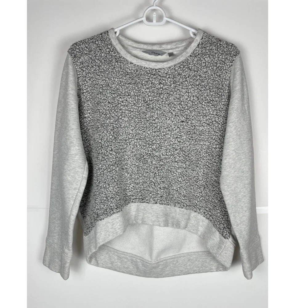 Athleta Pacific Pullover Wool Blend Sweatshirt Size Medium Gray Fuzzy Crew Neck - Picture 2 of 8